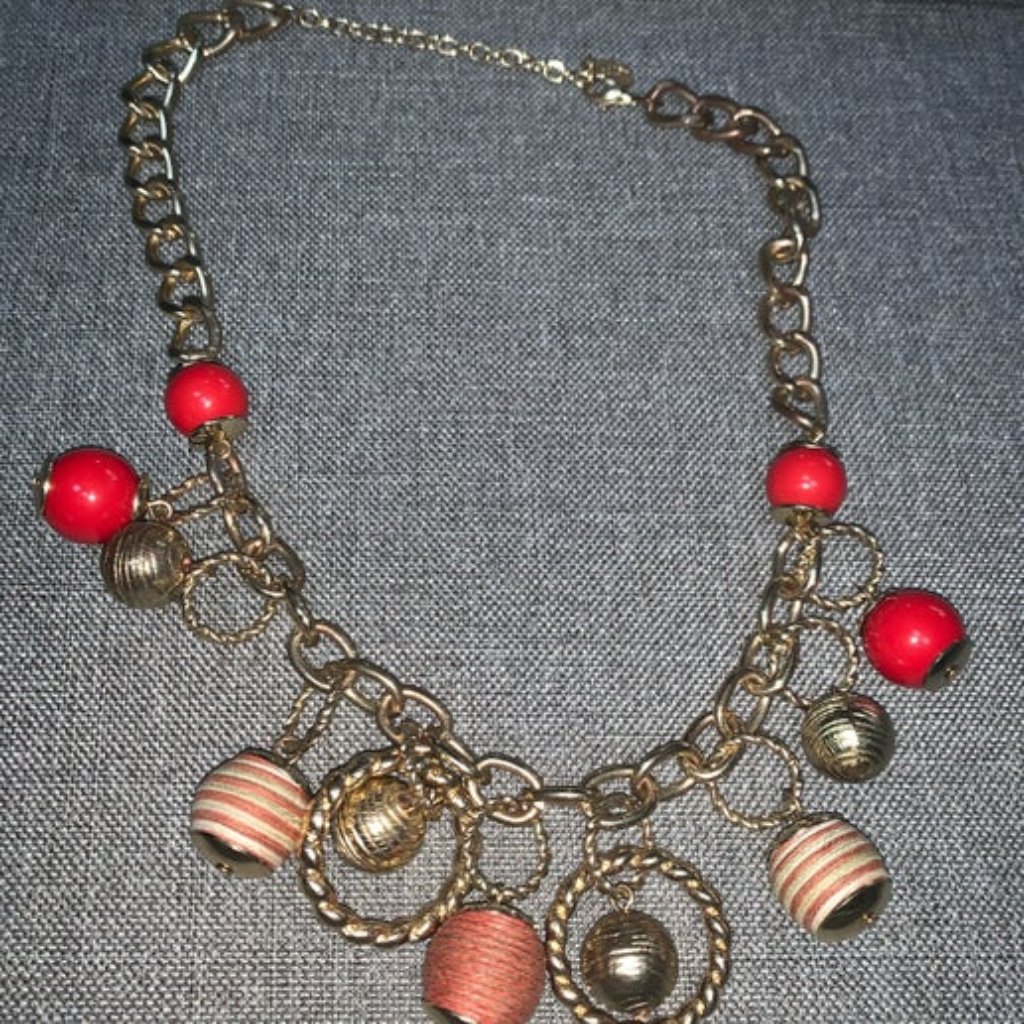 Robert Rose Signed 17 Beaded Necklace 13$